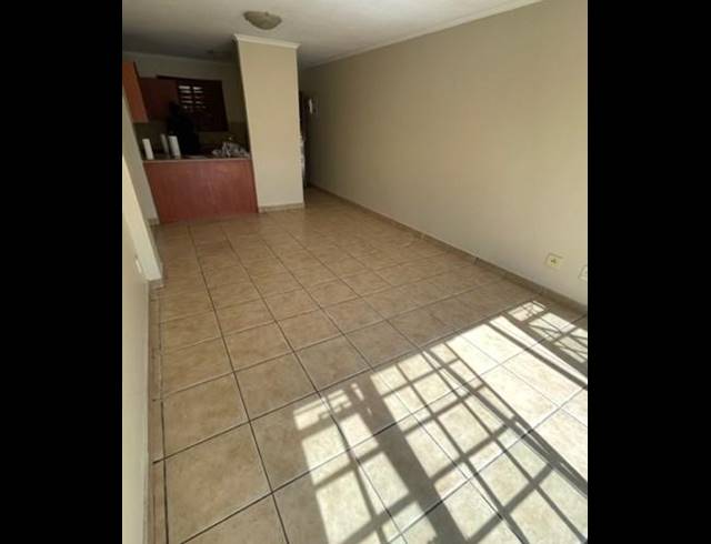 2 BEDROOM PROPERTY TO RENT IN CASTLEVIEW